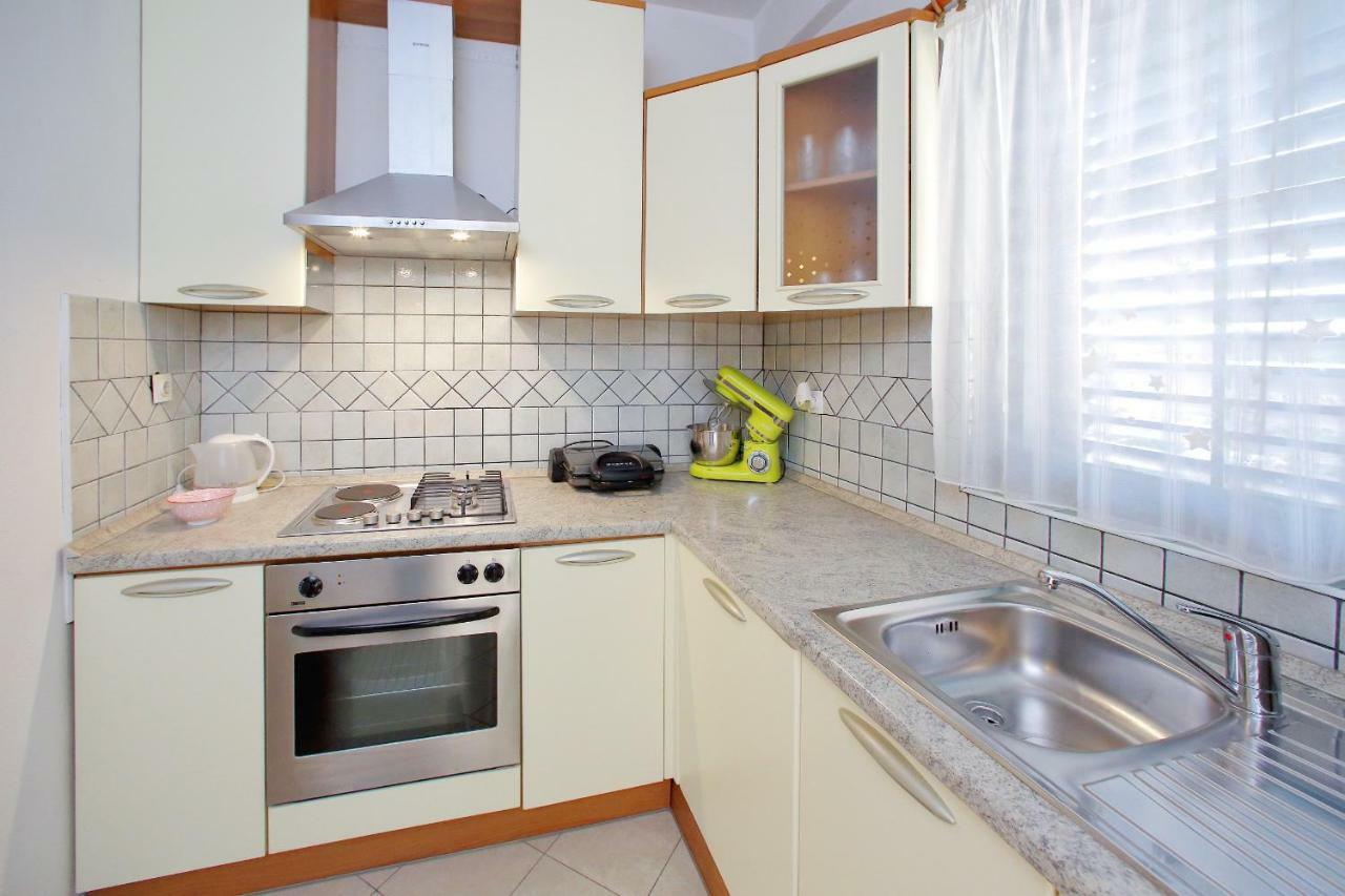 Apartments Ana Bibinje Exterior photo